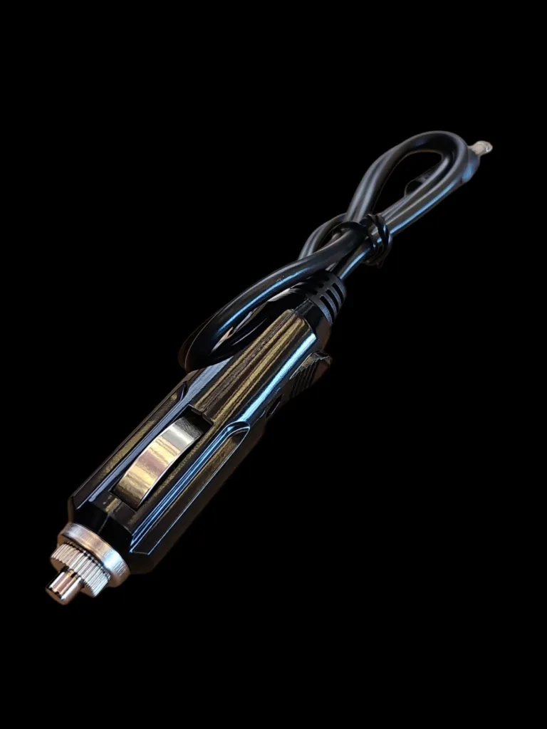 BoostX100 9 t0 32 volt jumpbooster charging cable